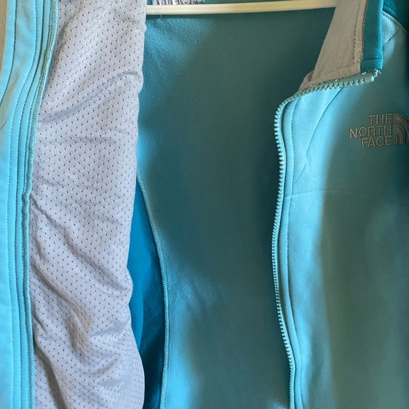 The North Face Jacket - Picture 5 of 5